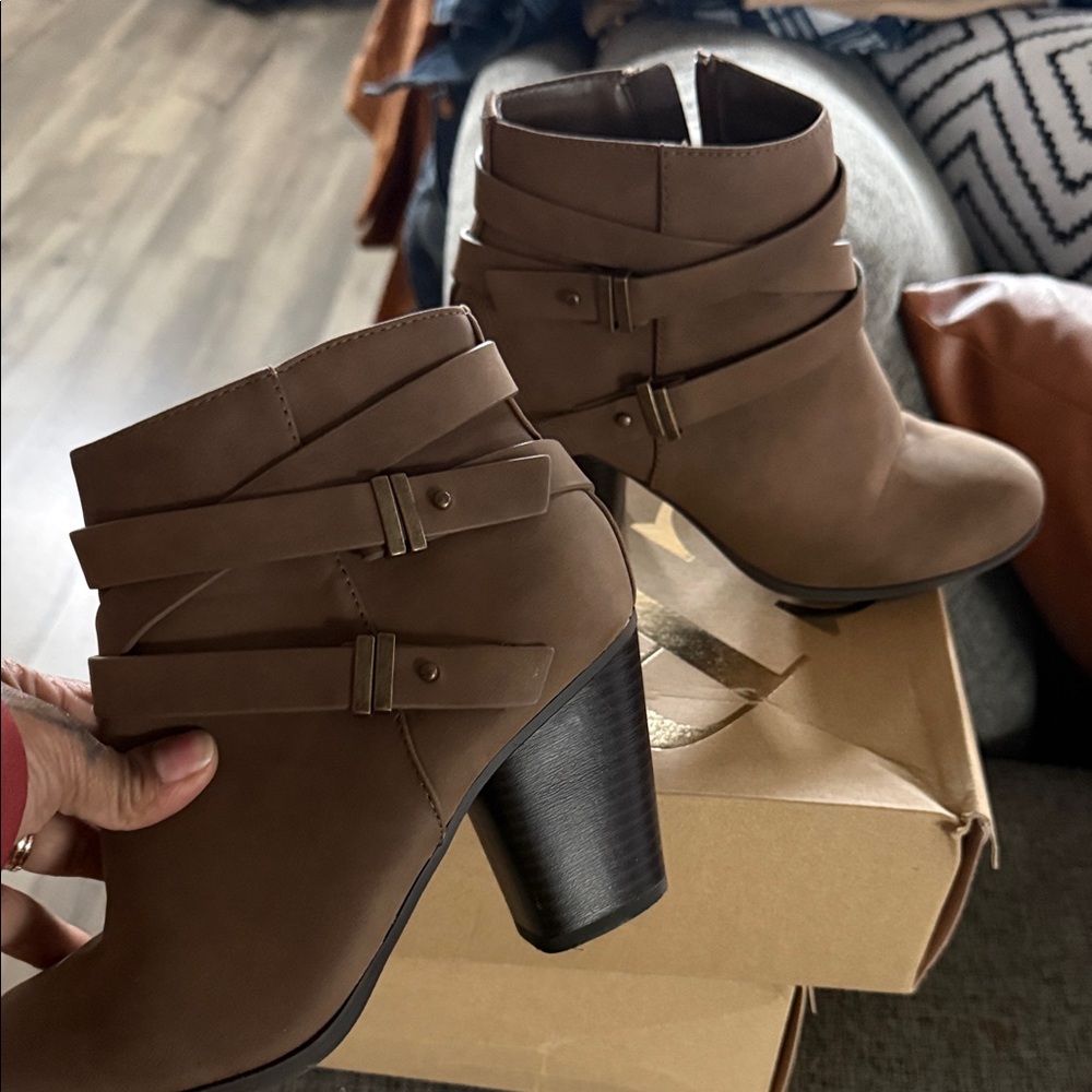 Stylish Brown Ankle Boots